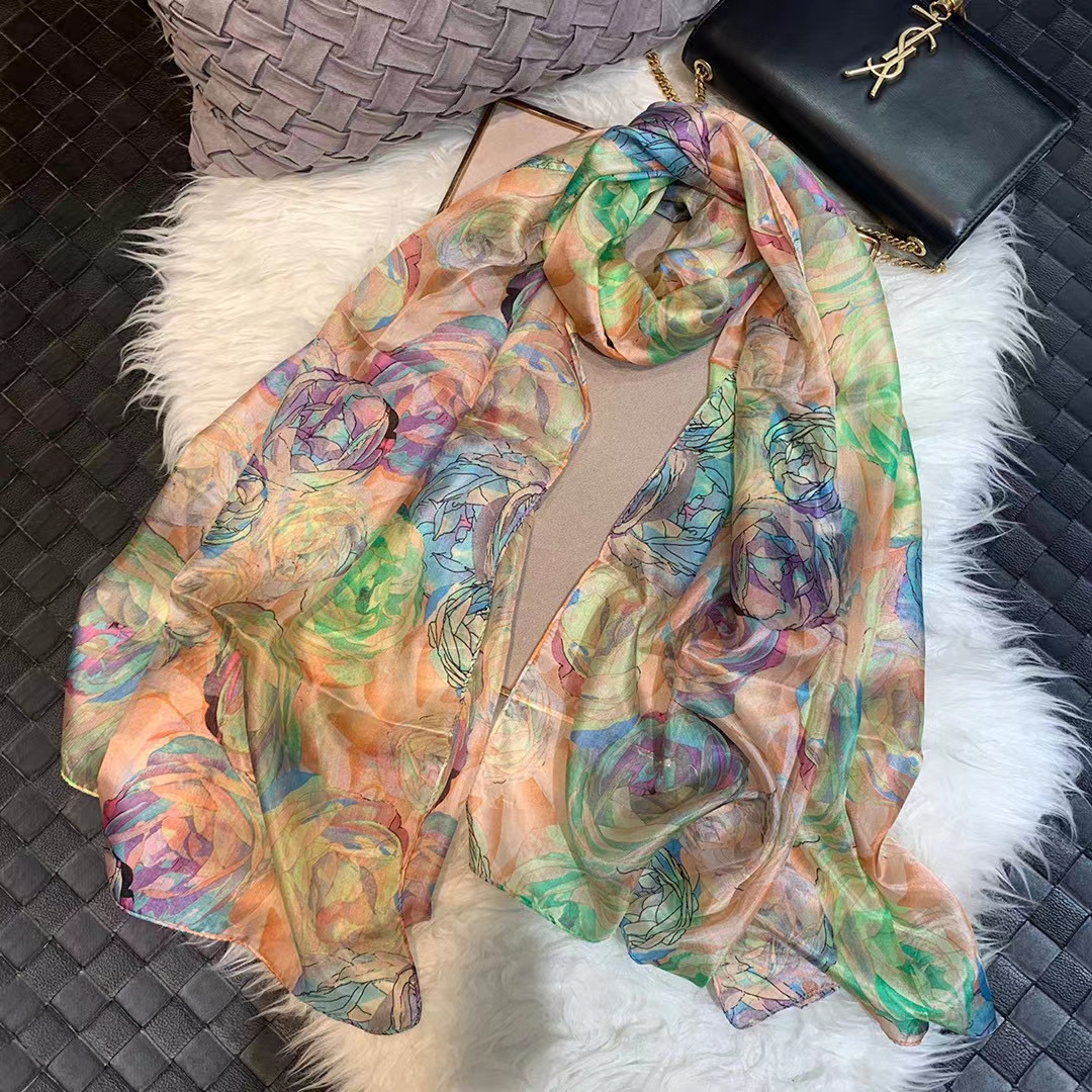 Ladies Green 100% Silk Scarf S - Shawl Wrap Winter avaliação e preço